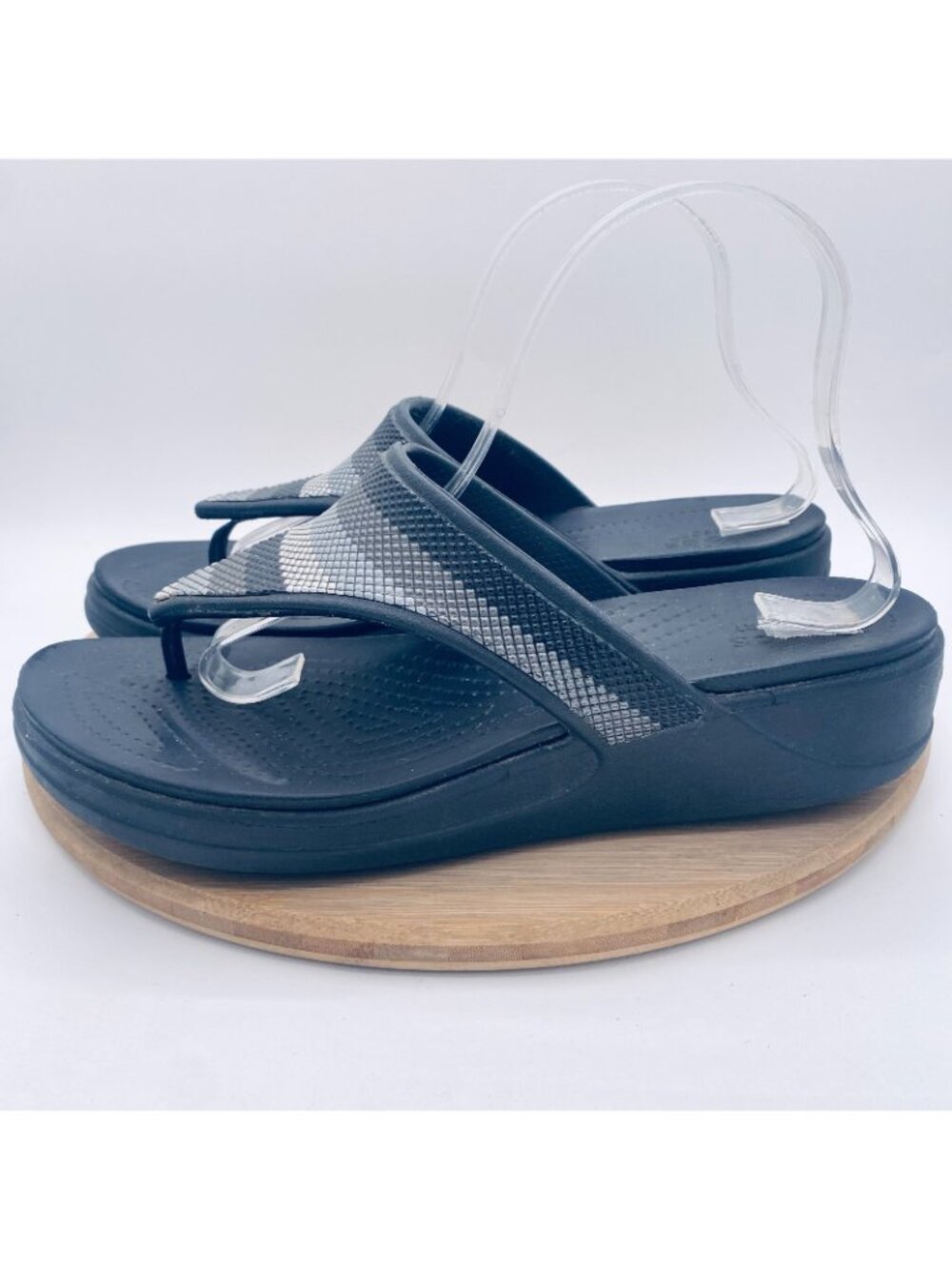 Crocs Monteray Sandals Womens 11 Black Rubber Beaded Sporty Flip Flops Platform - Picture 5 of 10